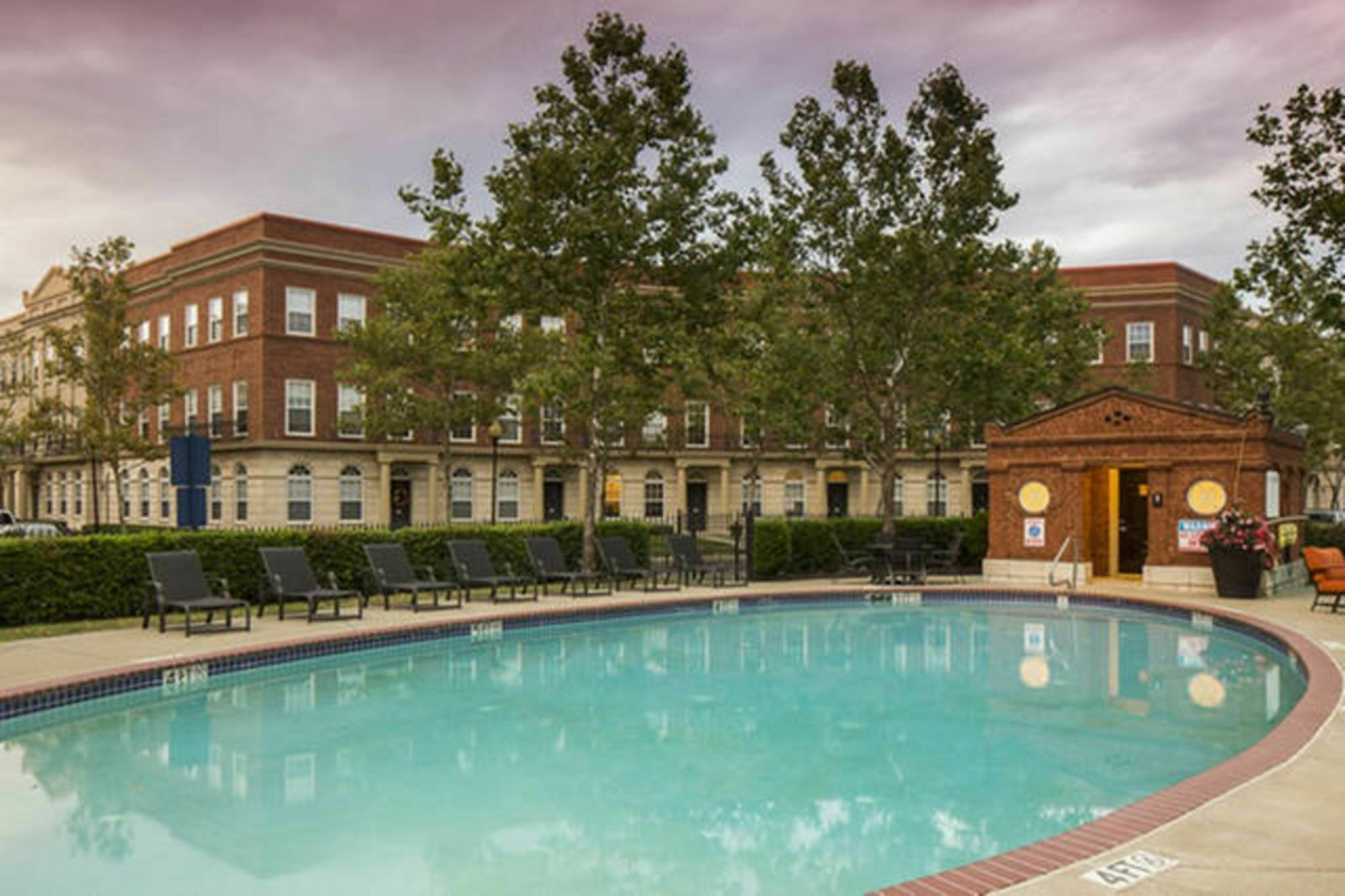 Bridgestreet At Easton Commons Aparthotel Columbus Bagian luar foto